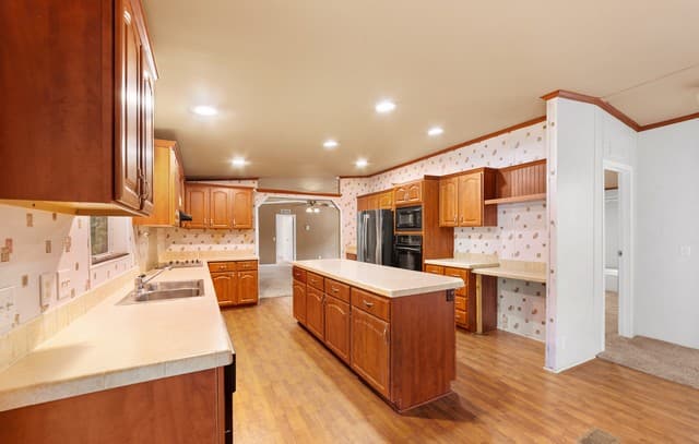 5715  Chimney Rock, Canyon Lake, TX 78133 — photo 2