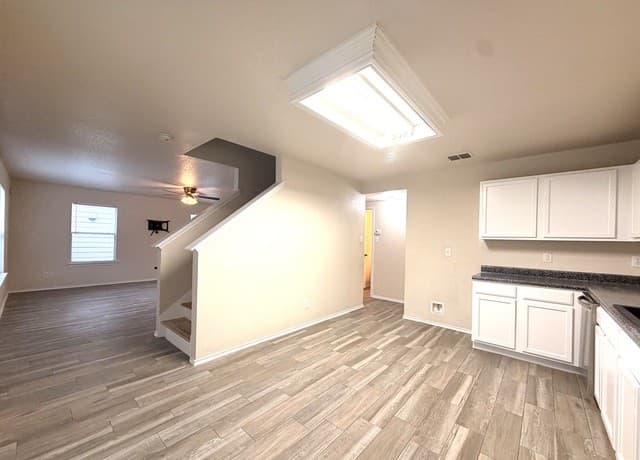 10114  Emerald Sun, San Antonio, TX 78245 — photo 10