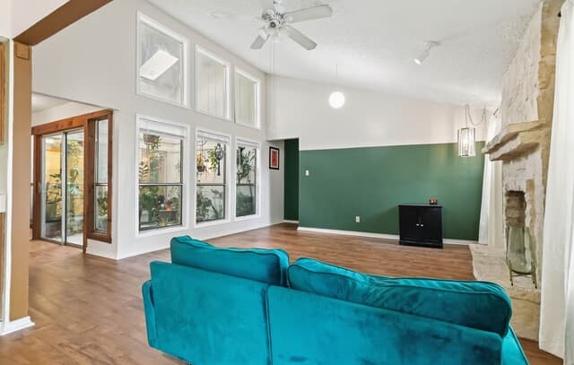 13719  Sunny Gln, San Antonio, TX 78217 — photo 16