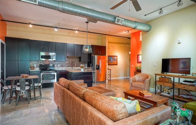 831 S Flores Unit 3202, San Antonio, TX 78204 — photo 10