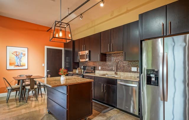 831 S Flores Unit 3202, San Antonio, TX 78204 — photo 14
