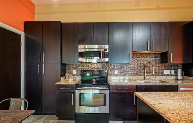 831 S Flores Unit 3202, San Antonio, TX 78204 — photo 15