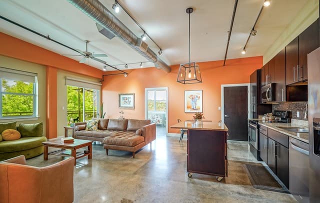 831 S Flores Unit 3202, San Antonio, TX 78204 — photo 6