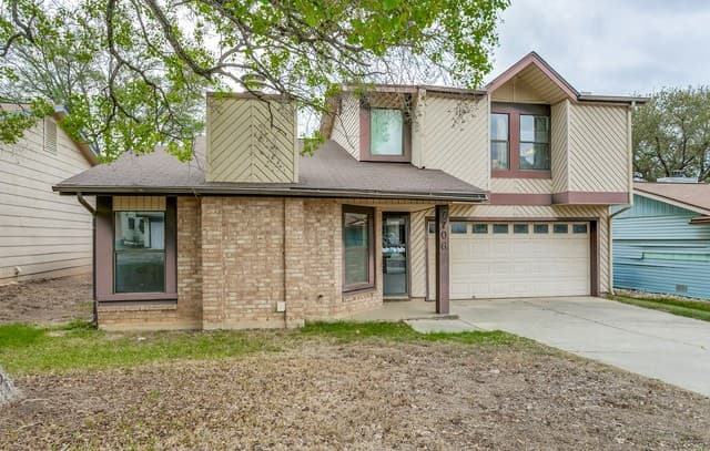 7706 Clear Ridge