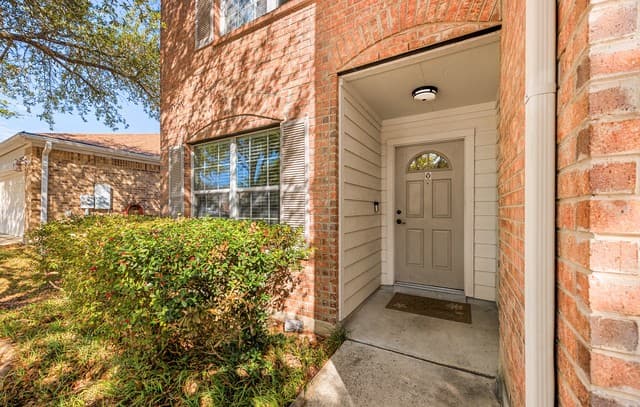 1651  Mountain Brk, Schertz, TX 78154 — photo 4
