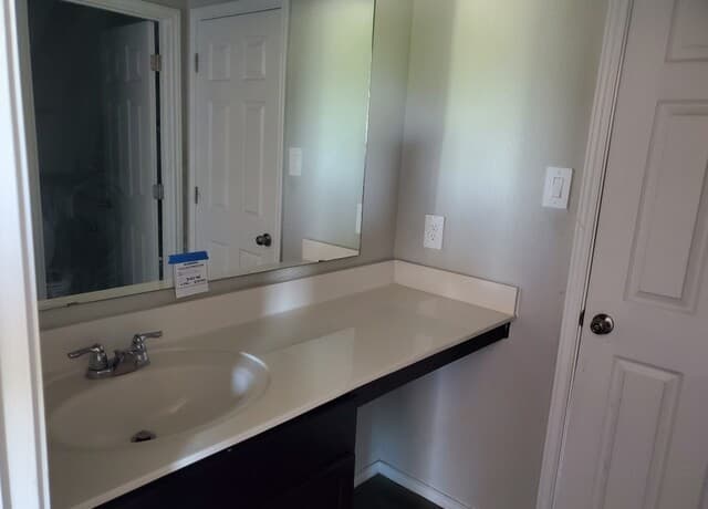 531  Pleasanton Spring, San Antonio, TX 78221 — photo 5