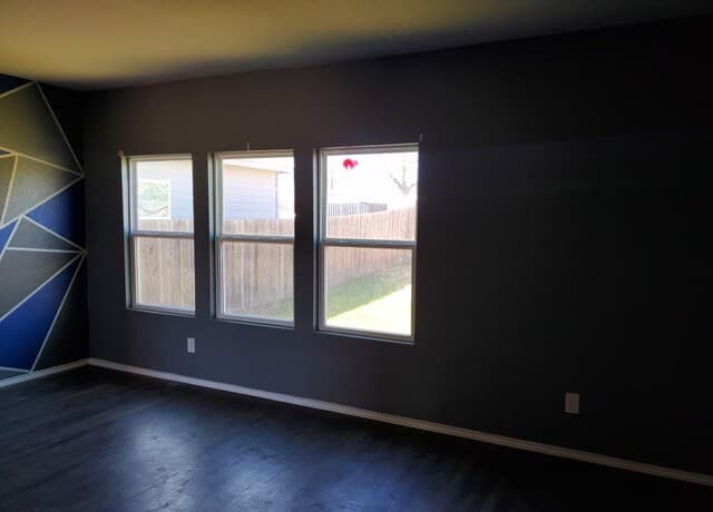 531  Pleasanton Spring, San Antonio, TX 78221 — photo 9