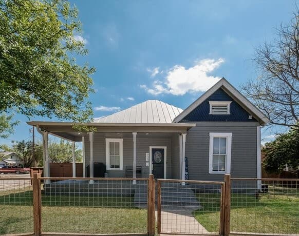 930  Hays, San Antonio, TX 78202 — photo 2