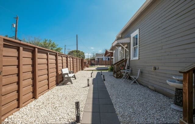 930  Hays, San Antonio, TX 78202 — photo 22