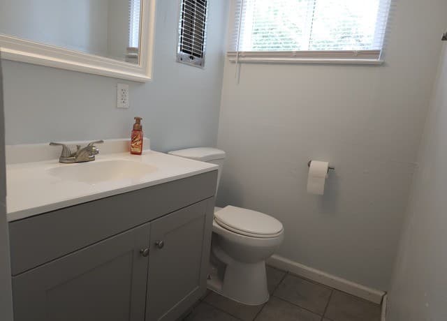 5619  Stonybrook Dr, San Antonio, TX 78242 — photo 8