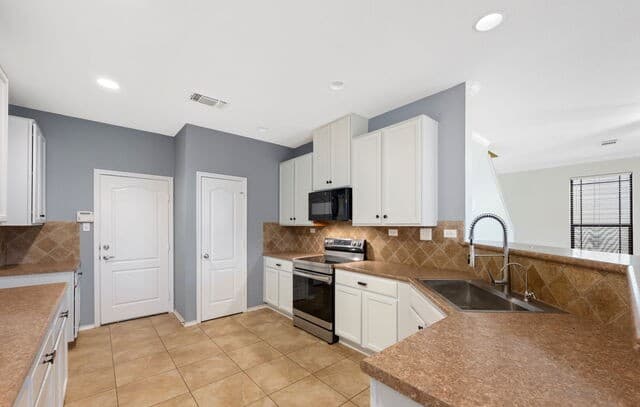 4430  Stetson, San Antonio, TX 78223 — photo 9