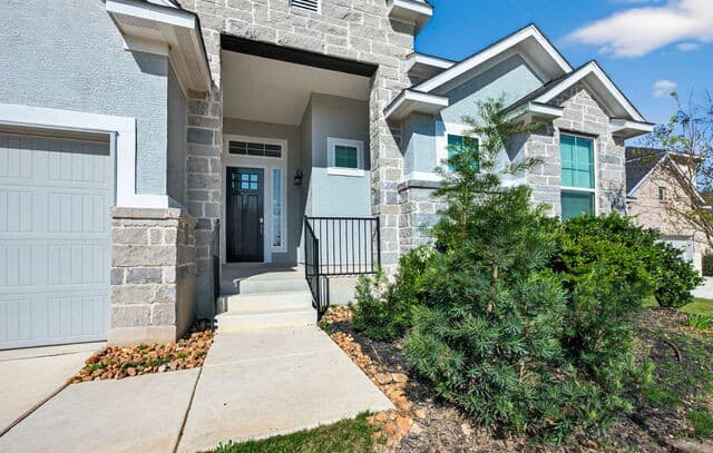 154  Lily Pass, Castroville, TX 78009 — photo 4