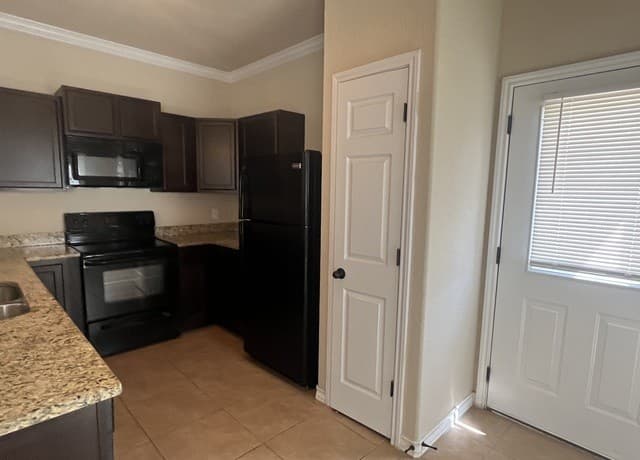 6321 & 6323  Attucks Ln, San Antonio, TX 78238 — photo 17