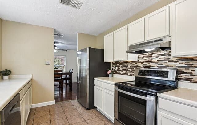15840  Walnut Creek, San Antonio, TX 78247 — photo 13