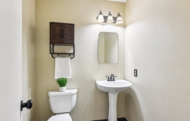 15840  Walnut Creek, San Antonio, TX 78247 — photo 18