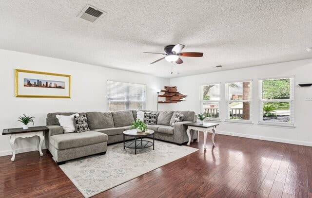 15840  Walnut Creek, San Antonio, TX 78247 — photo 3