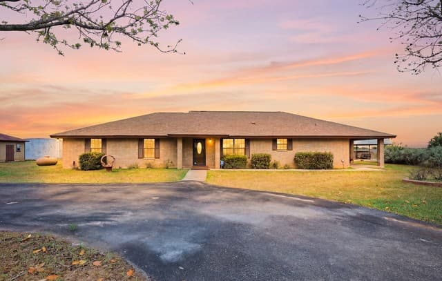 13915  Dusty Fields, Schertz, TX 78154 — photo 2
