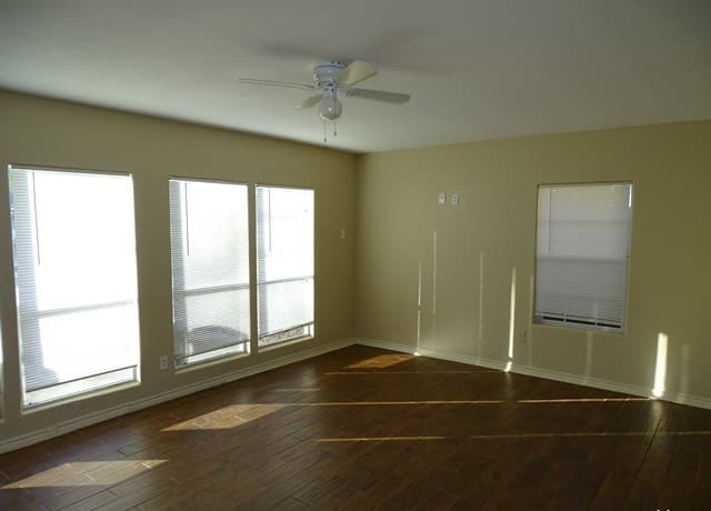 8514 Glen Ct, San Antonio, TX 78239 — photo 10