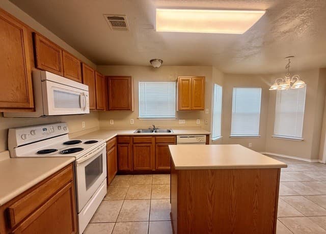 3615 Dunlap Fields, Converse, TX 78109 — photo 11