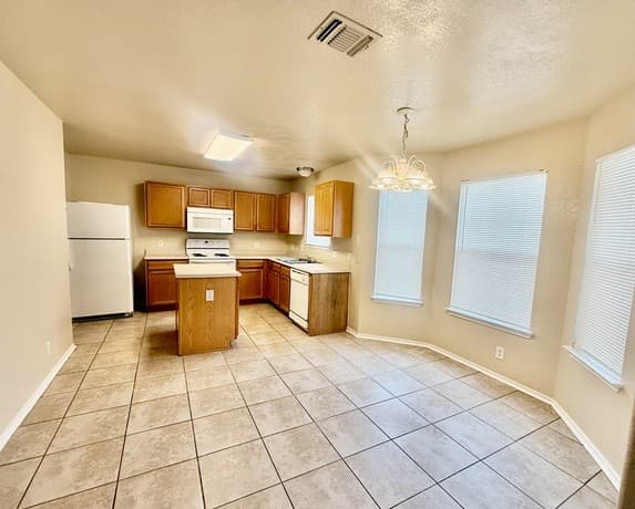 3615 Dunlap Fields, Converse, TX 78109 — photo 9