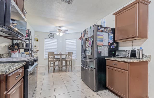 12218  Cashton, San Antonio, TX 78252 — photo 9
