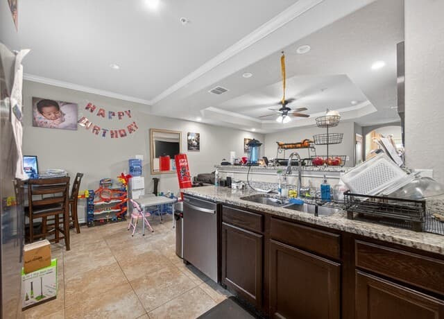 6402  Luglio Ln, San Antonio, TX 78233 — photo 11