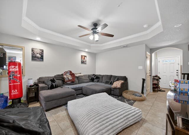 6402  Luglio Ln, San Antonio, TX 78233 — photo 5