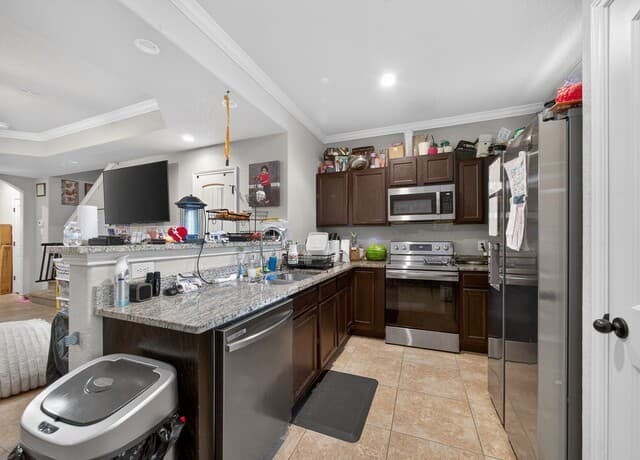 6402  Luglio Ln, San Antonio, TX 78233 — photo 9