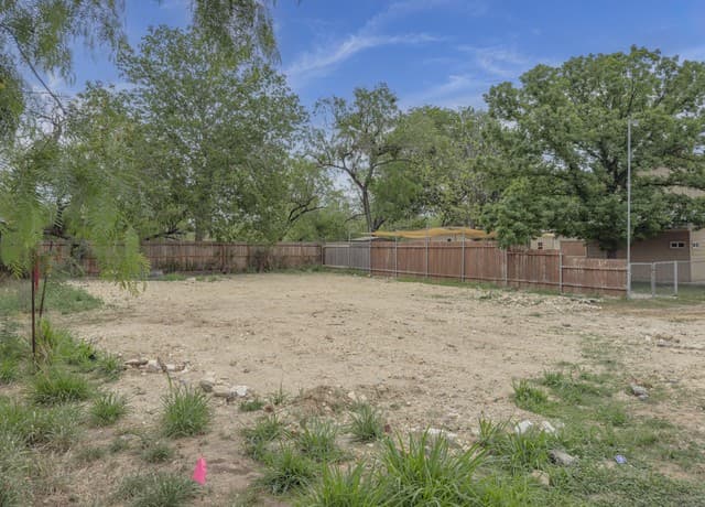 15608  Martinez, San Antonio, TX 78221 — photo 10