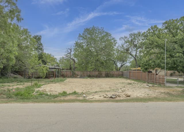 15608  Martinez, San Antonio, TX 78221 — photo 9