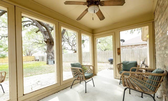 324  Bunker Hill, Pleasanton, TX 78064 — photo 4