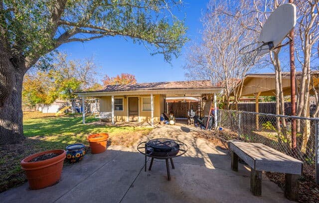 106  Seamoor, Fredericksburg, TX 78624 — photo 20