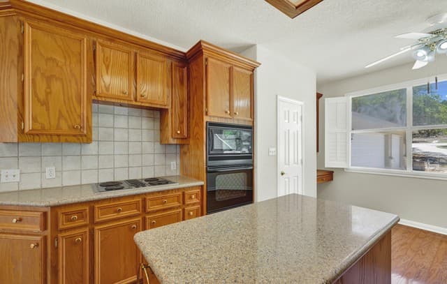 1000  Bamc Dr, Canyon Lake, TX 78133 — photo 19