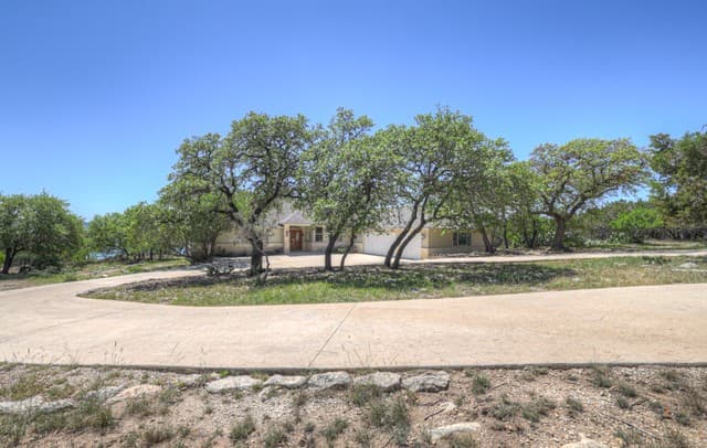 1000  Bamc Dr, Canyon Lake, TX 78133 — photo 5
