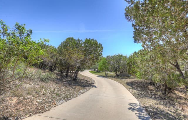 1000  Bamc Dr, Canyon Lake, TX 78133 — photo 6