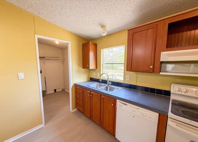 4506  Legend Falls, San Antonio, TX 78253 — photo 16