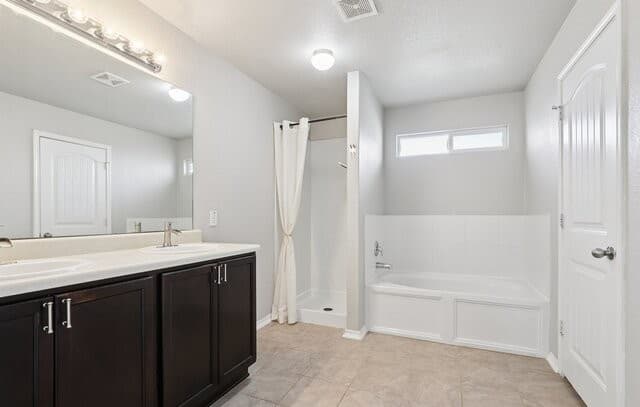 7426  Galileo Line, San Antonio, TX 78252 — photo 15