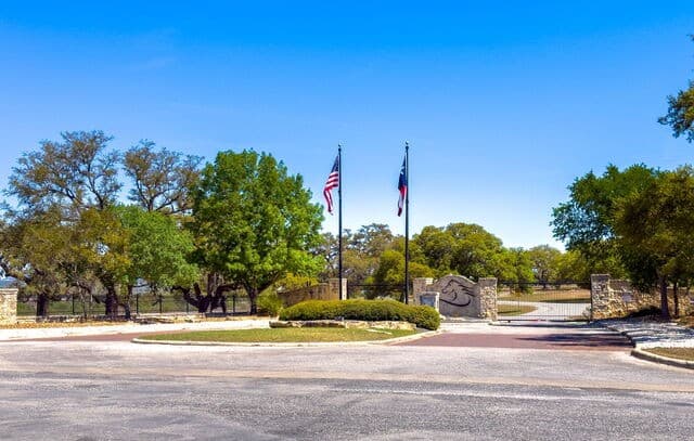 360  Palomino Springs, Bandera, TX 78003 — photo 19