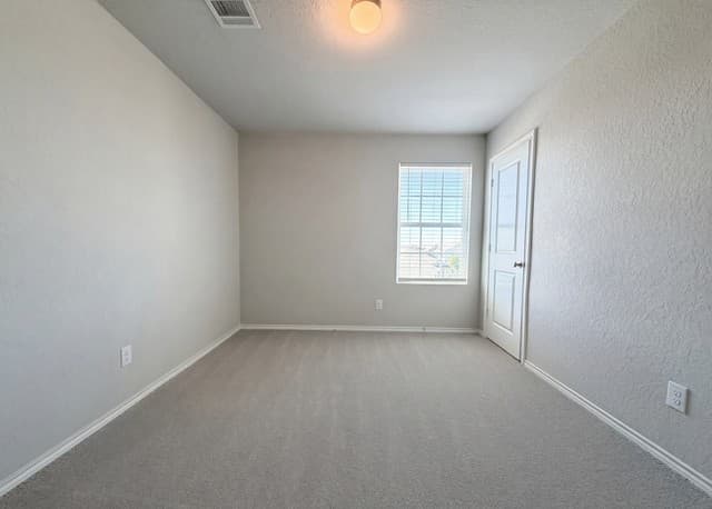 210  Expedition Way, San Antonio, TX 78220 — photo 15