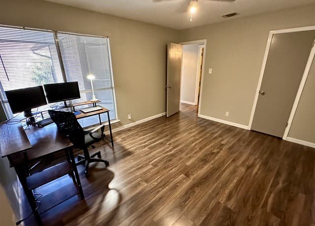 5742  Larkdale Dr, San Antonio, TX 78233 — photo 9