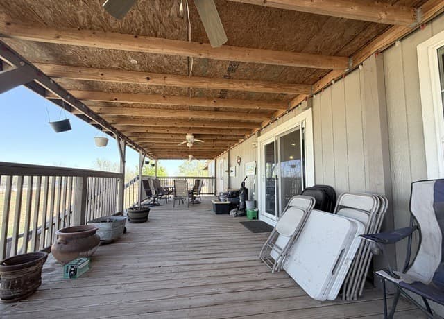 152  County Road 2667, Devine, TX 78016 — photo 17