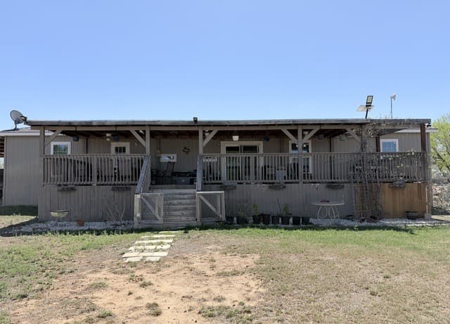 152  County Road 2667, Devine, TX 78016 — photo 19