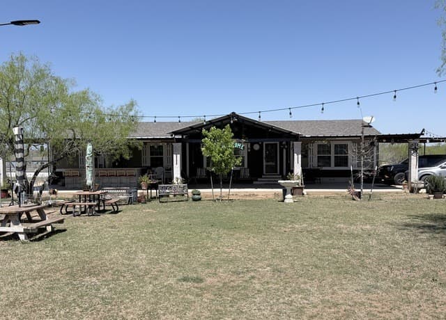 152  County Road 2667, Devine, TX 78016 — photo 2