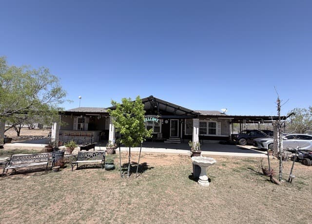 152  County Road 2667, Devine, TX 78016 — photo 7
