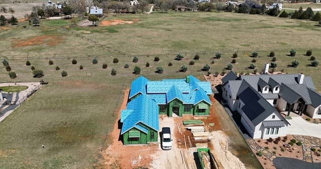 208 Interlaken St, Fredericksburg, TX 78624 — photo 7