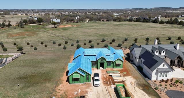 208 Interlaken St, Fredericksburg, TX 78624 — photo 8