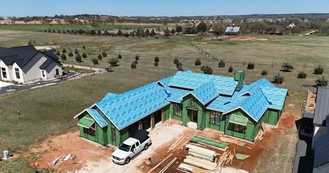 208 Interlaken St, Fredericksburg, TX 78624 — photo 9