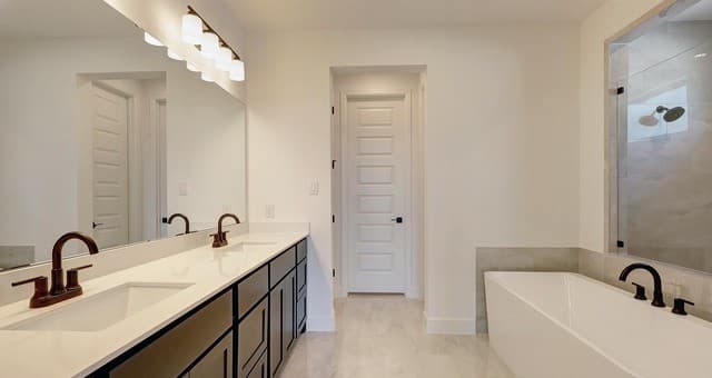 275  Post Oak, Castroville, TX 78009 — photo 10