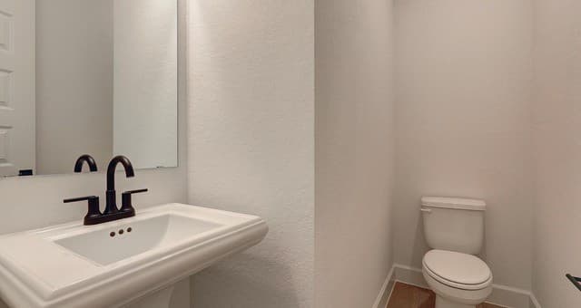275  Post Oak, Castroville, TX 78009 — photo 19