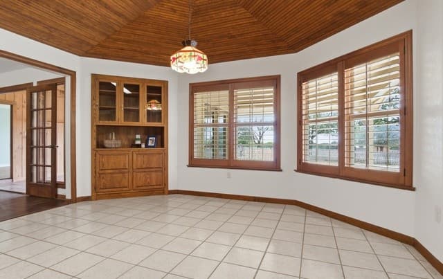 10742  New Sulphur Springs, San Antonio, TX 78263 — photo 11